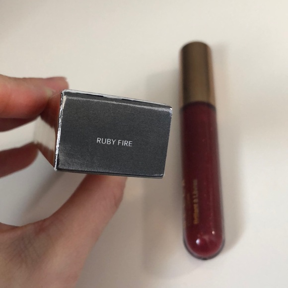 🆕 BECCA Glow Gloss - Picture 2 of 3